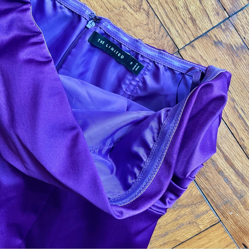 Limited Strapless Purple Dress Satin / Size 8 - Picture 6 of 6